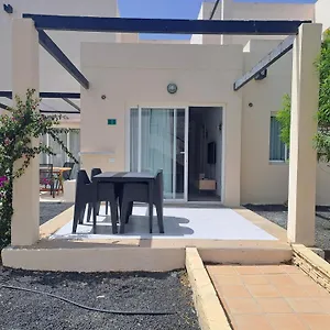 apartamento-alisios-1-con-piscina-en-corralejo.hotelsfuerteventura.org/